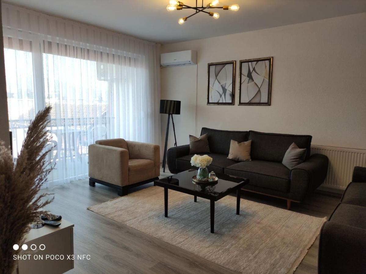 Apartment Prizreni-Free Private Parking Dış mekan fotoğraf