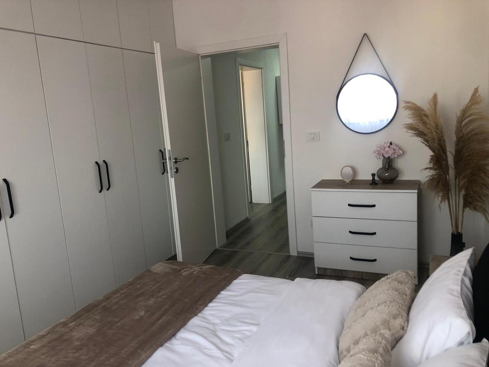 Apartment Prizreni-Free Private Parking Dış mekan fotoğraf