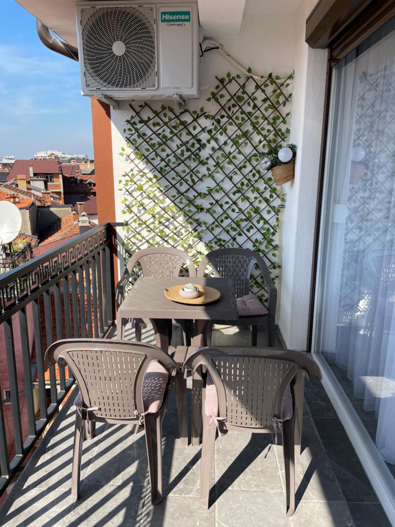 Apartment Prizreni-Free Private Parking Dış mekan fotoğraf
