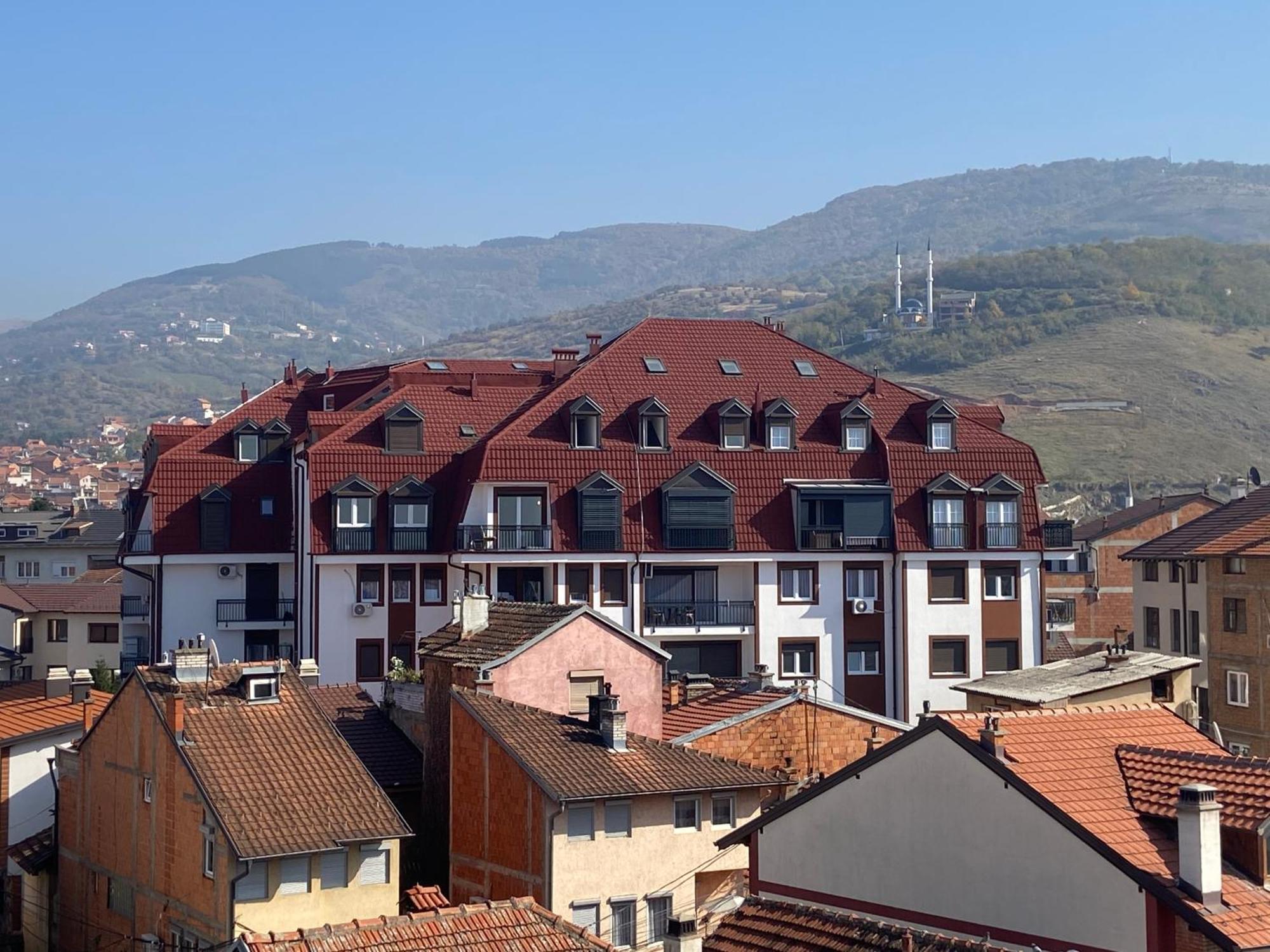 Apartment Prizreni-Free Private Parking Dış mekan fotoğraf