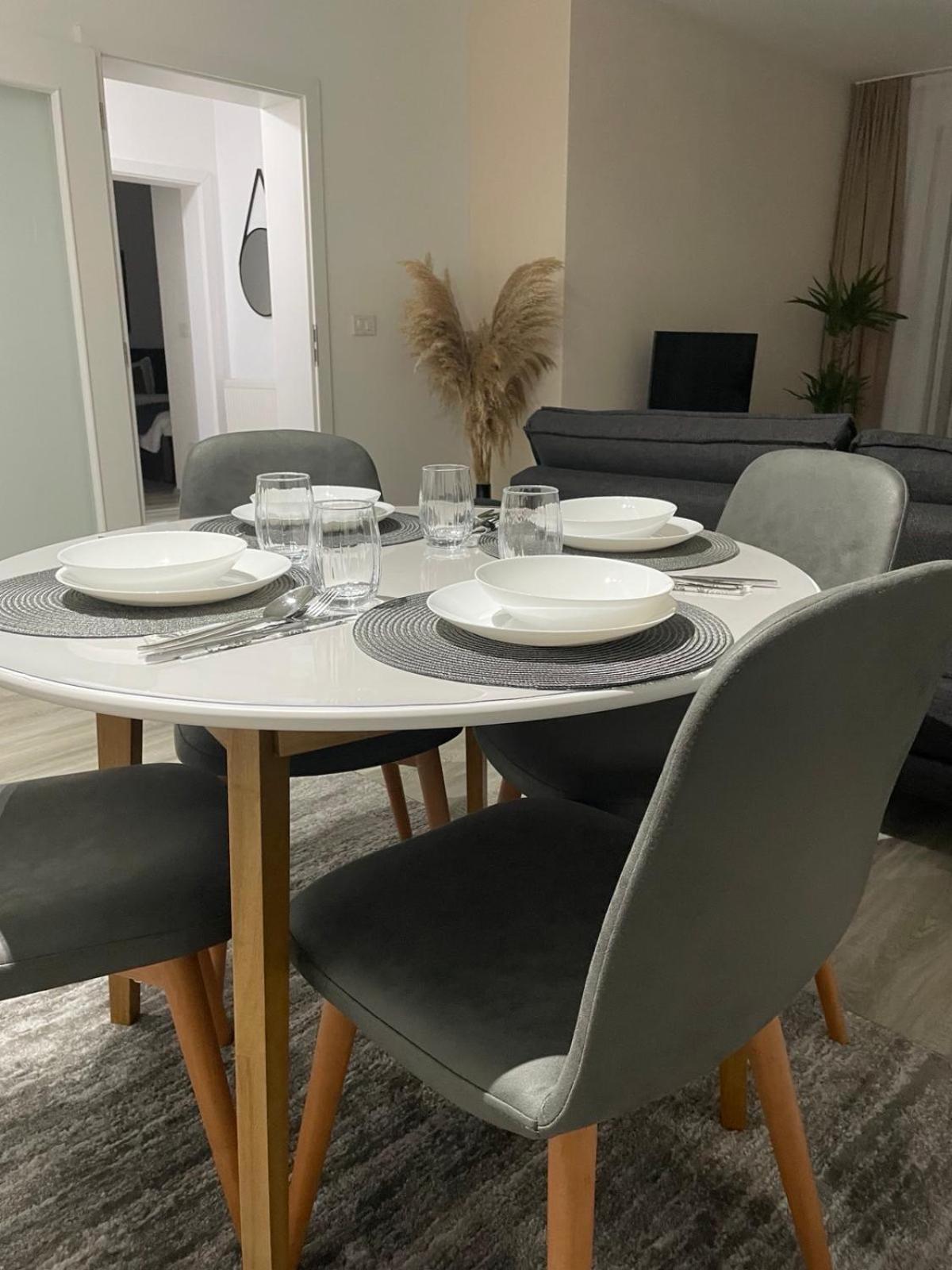 Apartment Prizreni-Free Private Parking Dış mekan fotoğraf