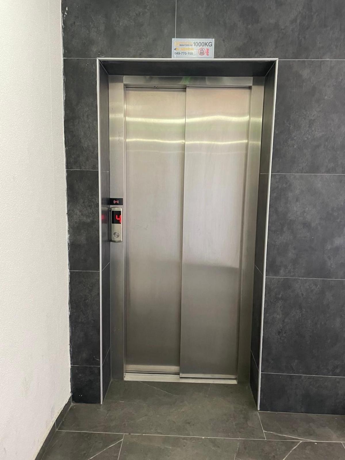 Apartment Prizreni-Free Private Parking Dış mekan fotoğraf